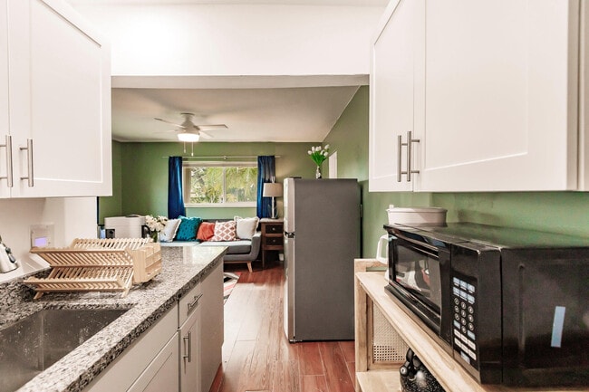 Photo - 2108 Hollywood Blvd Unit ID1010592P