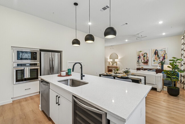 shoootin-photo-5 - Oasis at Stone Oak