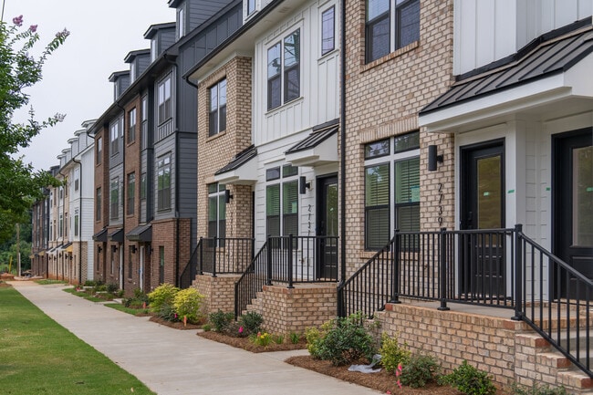 Building Photo - One West End