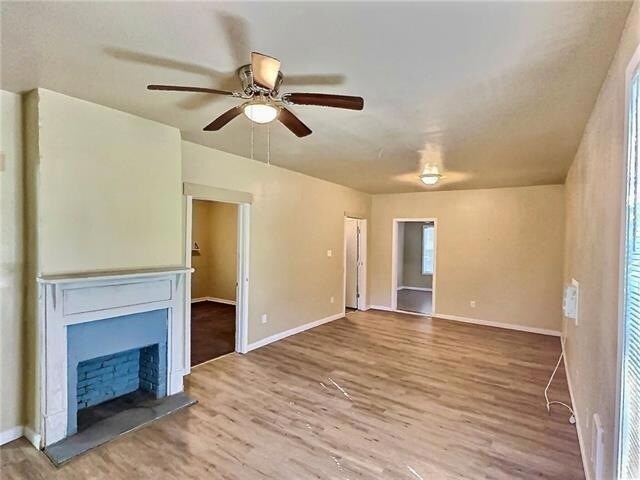 Photo - 646 Avenue E