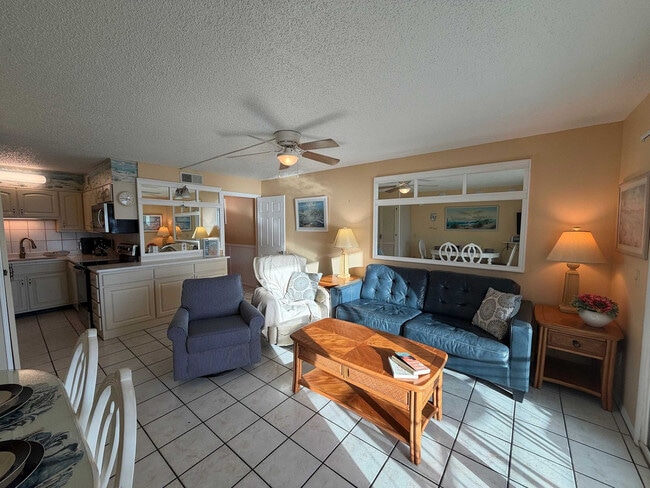 Building Photo - 8743 Thomas Dr Unit FL8-ID1405399P