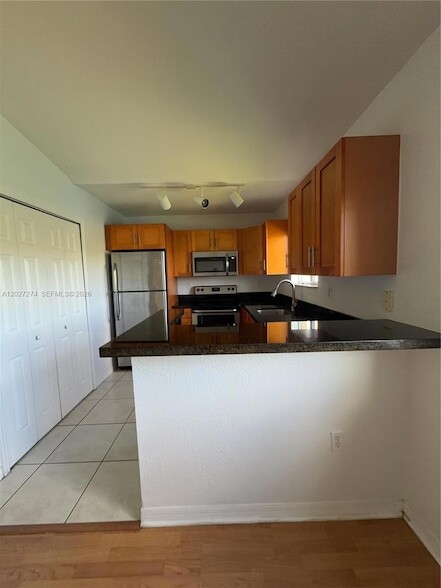 Photo - 995 NE 34th Ave Unit 201