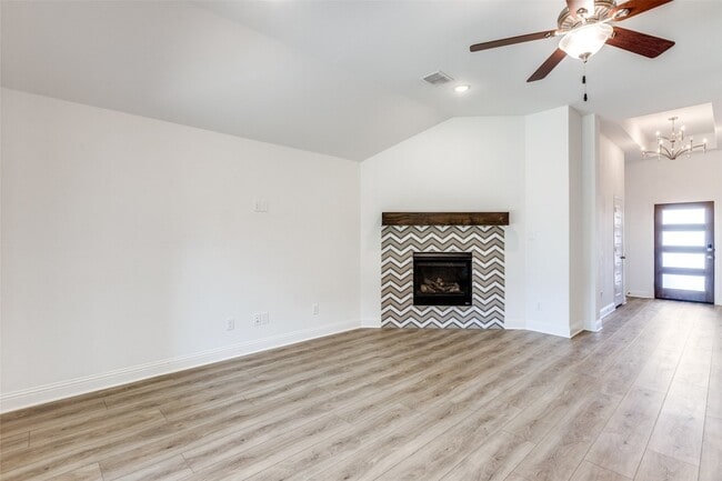 Photo - 3071 Kennington Dr