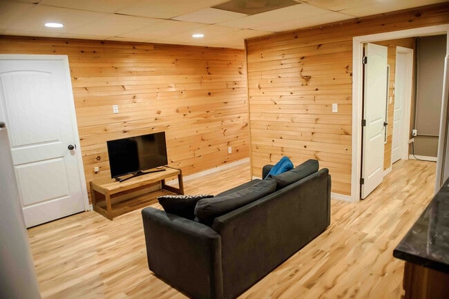 Photo - 264 Oak St Unit ID1314612P