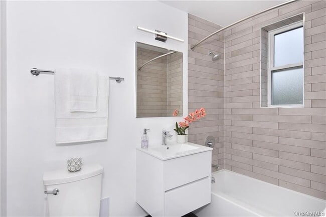 Photo - 651 W Boulevard Unit 3A Unit 3A