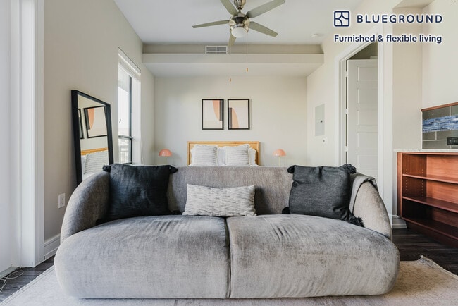 Photo - 3201 Esperanza Crossing Unit FL2-ID297