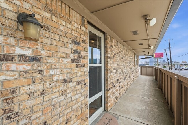 Building Photo - 7935 Royal Ln Unit 217H