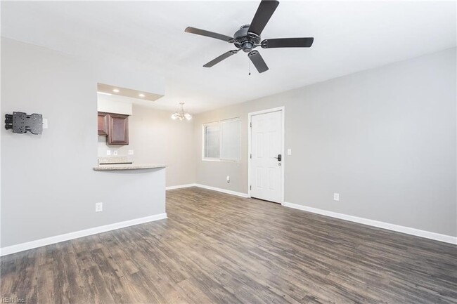 Photo - 1226 Little Bay Ave Unit 4