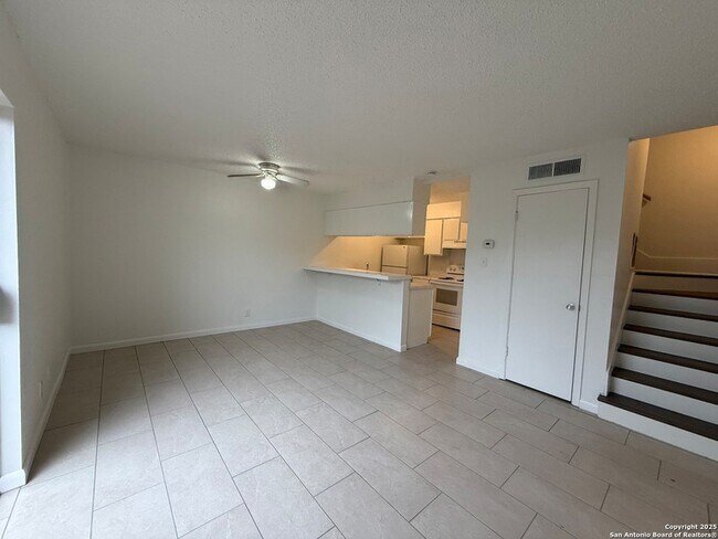 Photo - 223 Sprucewood Ln