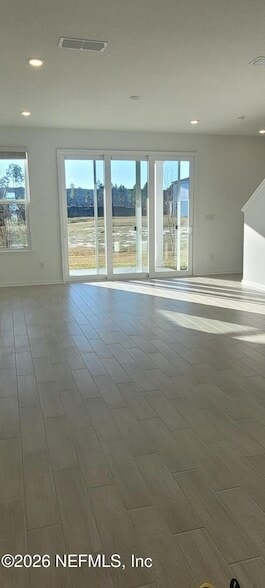 Photo - 40 Kingsville Ct