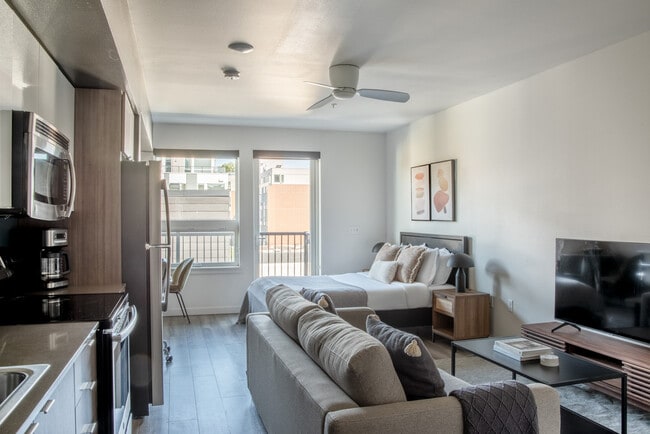 Building Photo - 1530 Belmont Ave Unit FL1-ID2053A