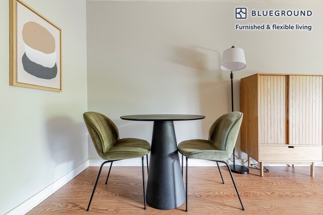 Photo - 1230 E 38th 1/2 St Unit SI FL2-ID306