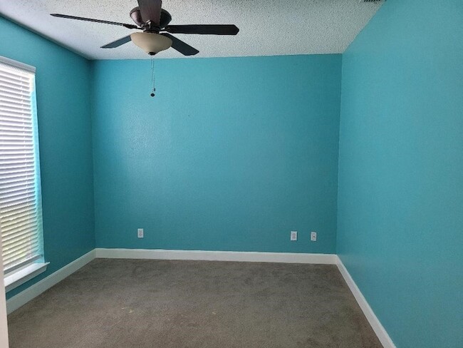 Photo - 4902 Landrun Ln