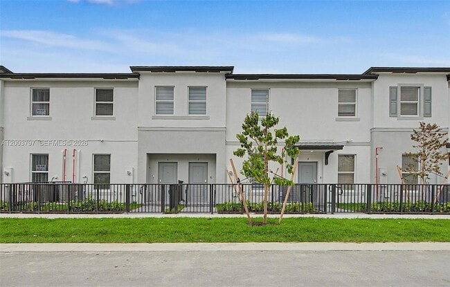 Building Photo - 12476 SW 248th St