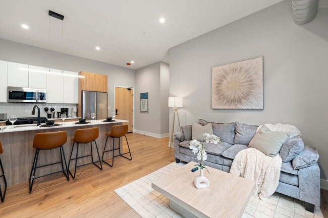 Building Photo - 6044 N Winthrop Ave Unit ID1363914P