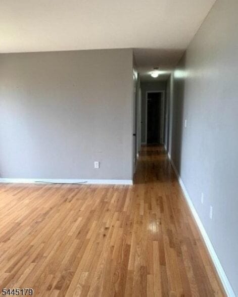 Photo - 700 Schuyler Ave