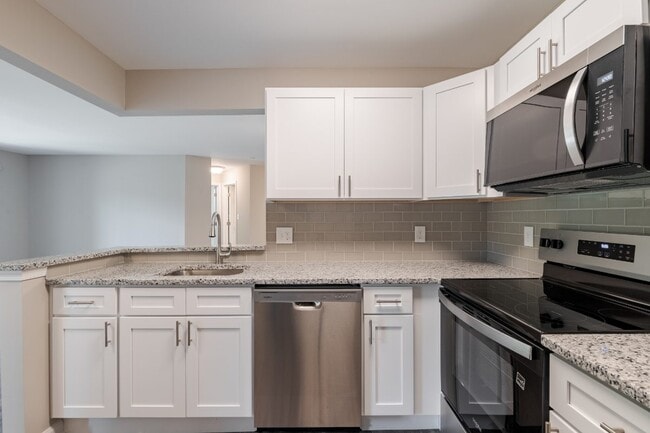 Building Photo - Northampton Apartment Homes