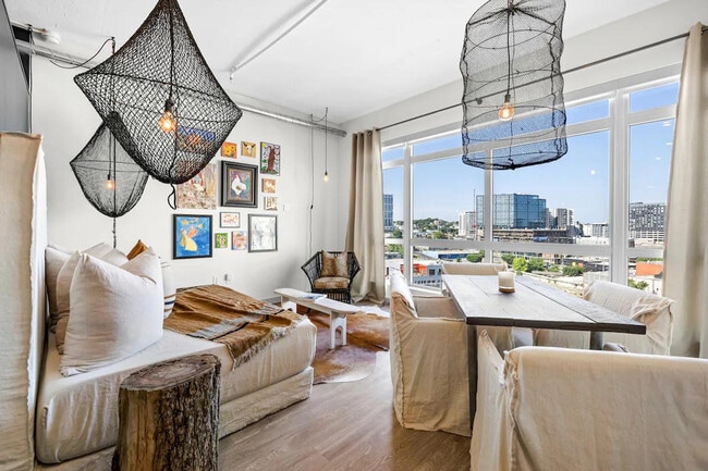 Building Photo - 505 16th Ave S Unit SI ID1473083P