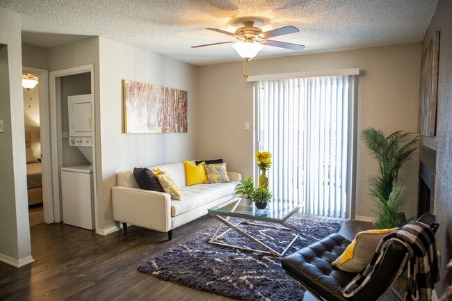 Azur Living Area - Azur