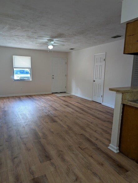 Photo - 3891 Osprey Cir Unit B
