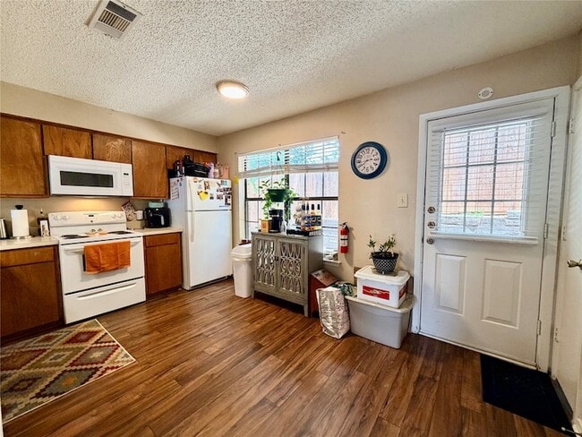 Photo - 1251 Dallas Dr