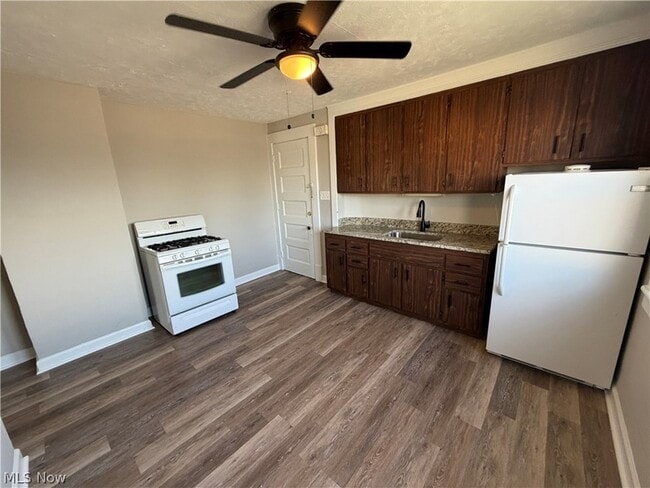 Photo - 1462 Felton Rd
