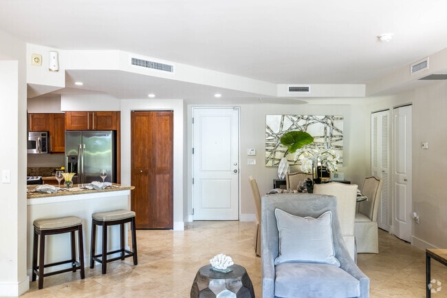 2 BR, 2 BA - Heritage at Boca Raton