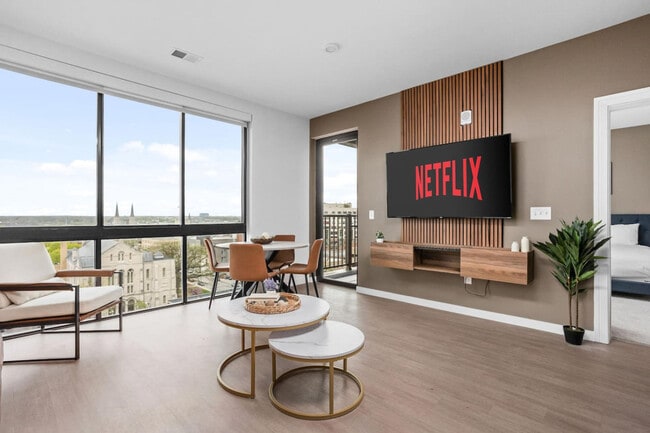 Building Photo - 421 N Pennsylvania St Unit SI ID1312585P