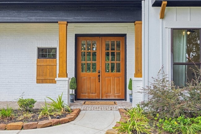 Photo - 19414 Whispering Grove