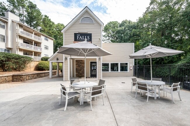 Photo - The Falls at Sope Creek Apartments