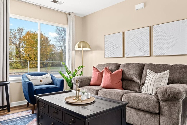 Building Photo - 18355 Mesle St Unit ID1032347P