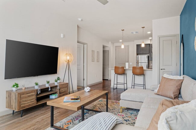 Photo - 711 W Broadway Rd Unit ID1366958P