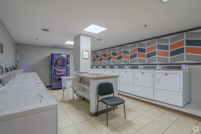 Laundry Room - Madison Park Apartments