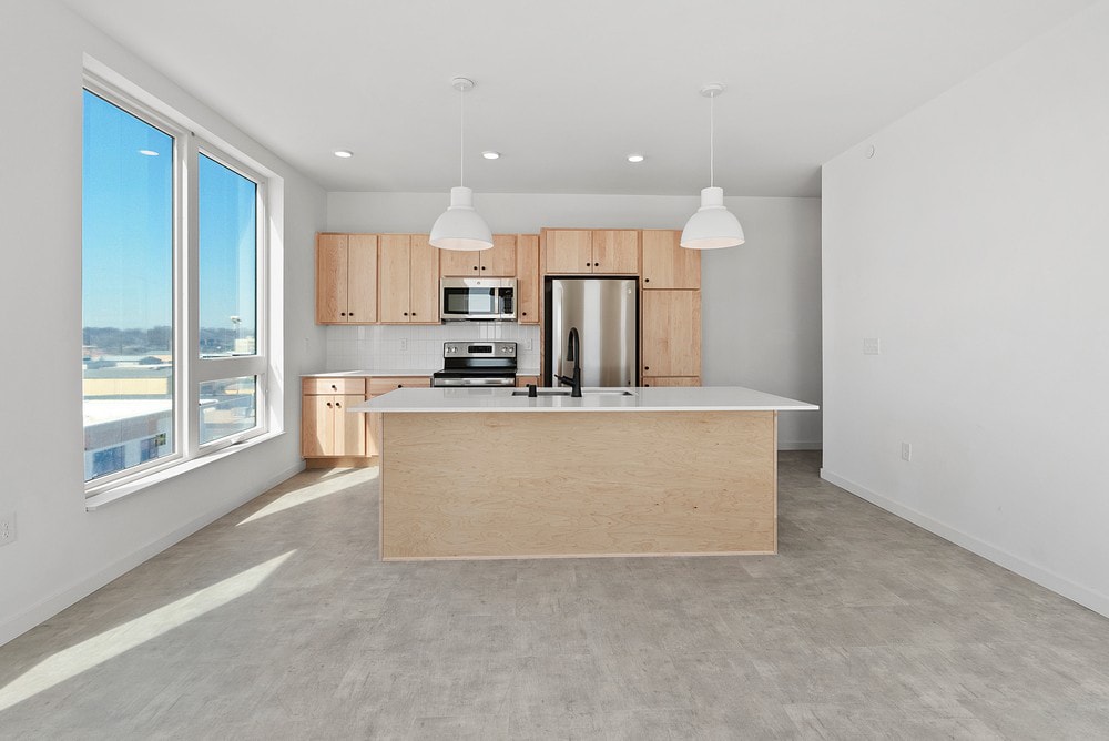 Floor Plan - B11 - 2 Bed / 1 Bath 