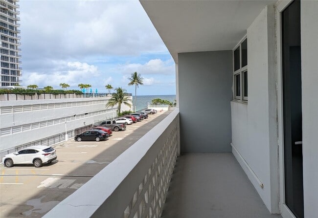 Photo - 4250 Galt Ocean Dr Unit 2E