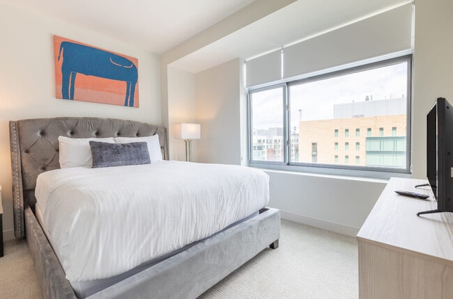 Photo - 350 Third Street-SI FL8-ID1050399P Unit SI FL8-ID1050399P