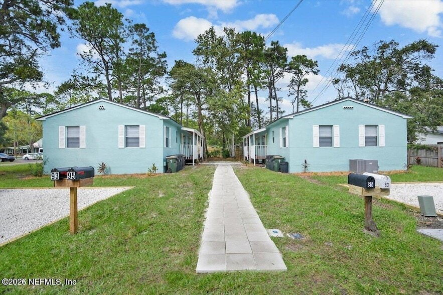 Photo - 93 Lewis St