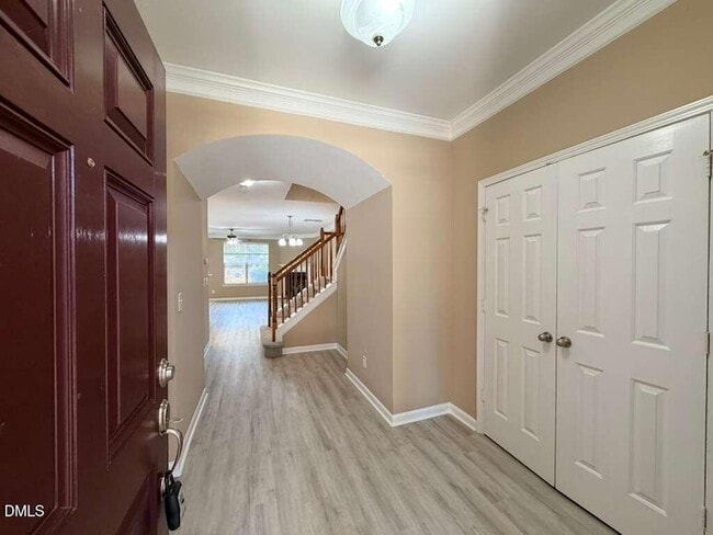 Photo - 1061 Remington Oaks Cir