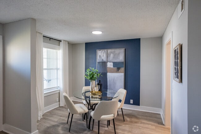 2BR, 1.5BA - 950SF - Dining Area - Vetra Drakes Creek