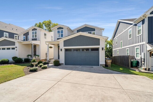 Photo - 429 Westboro Dr