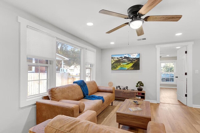 Photo - 4737 Aster Dr Unit ID1359010P