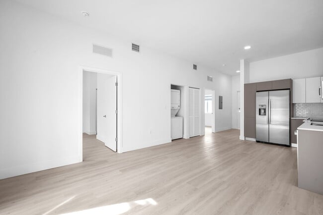 Model B Living room - Hallandale City Center