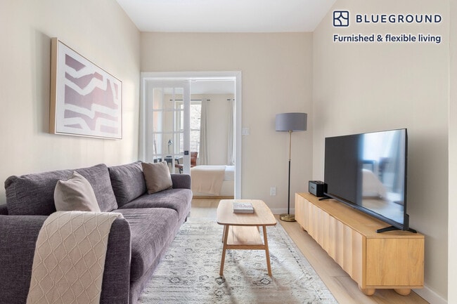 Building Photo - 77 Barrow St Unit SI FL2-ID2109