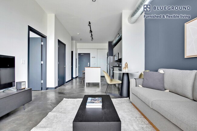 Photo - 1647 N Milwaukee Ave Unit FL5-ID662