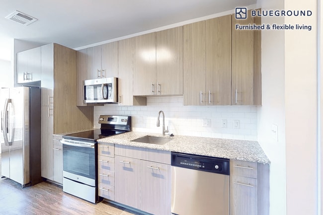 Photo - 820 Concorde Cir Unit FL1-ID8348A