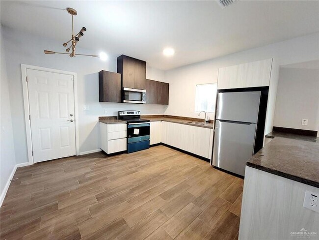 Photo - 3409 Fuerte Ave Unit 1