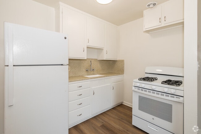 Interior Photo - Mayberry at Town & Country