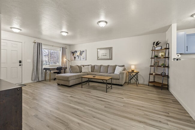 Photo - 11163 Silver River Loop Unit ID1308967P