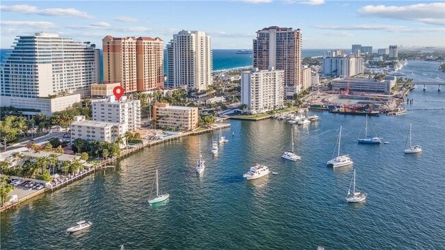 Building Photo - 95 N Birch Rd Unit 405