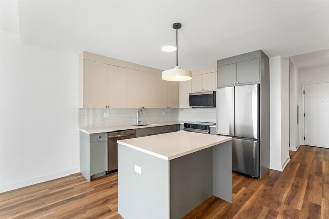 Photo - 873 Communipaw Ave